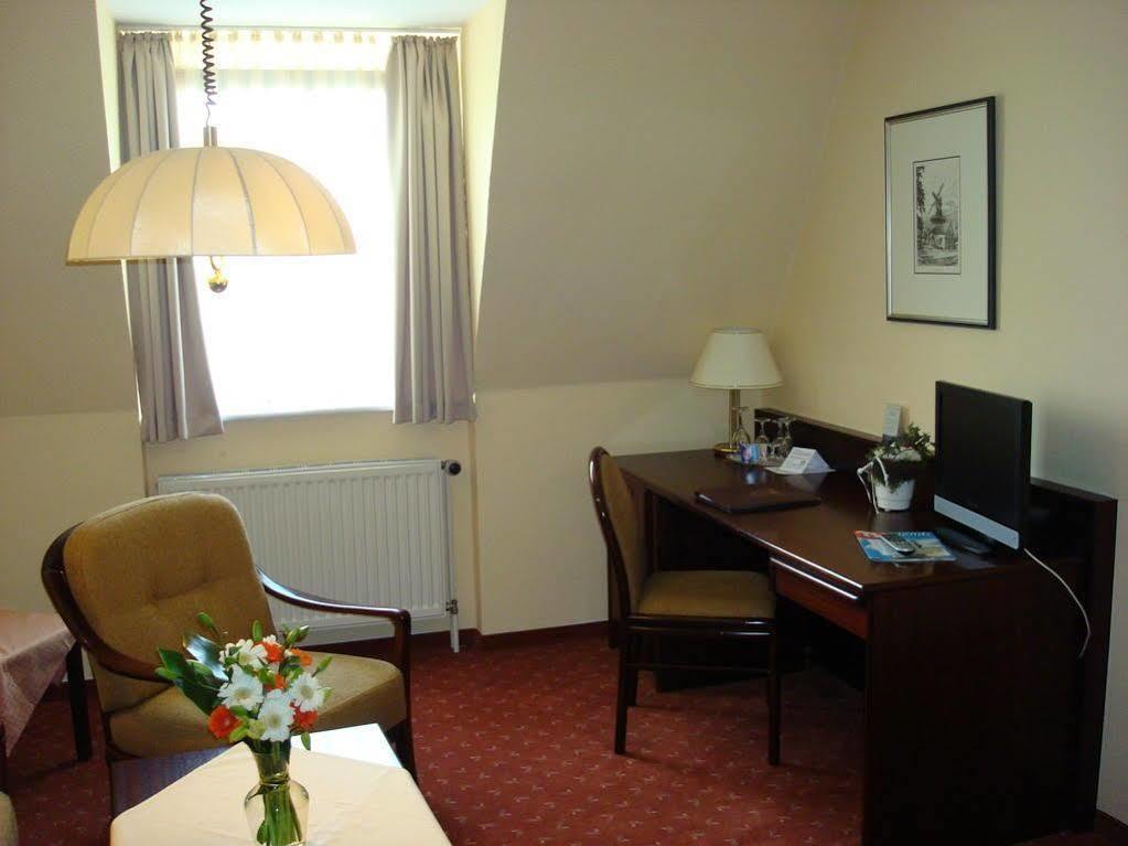 Hotel Stadt Άουριχ Εξωτερικό φωτογραφία
